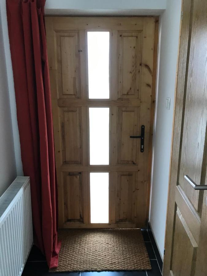 Kerti franciaágyas apartman Vac Bagian luar foto